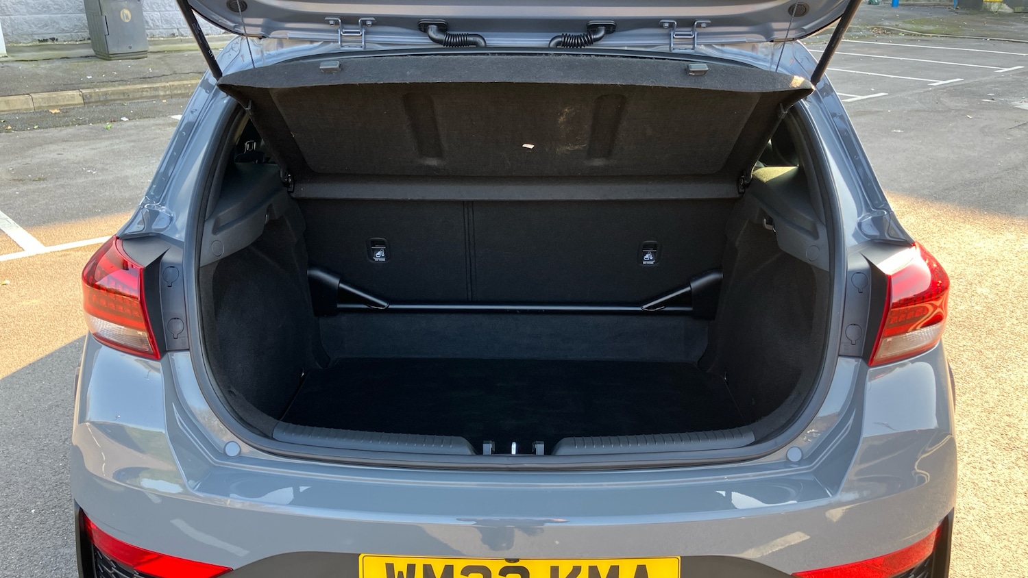 Used Hyundai i30 2023 for sale - 77847603: Photo 4