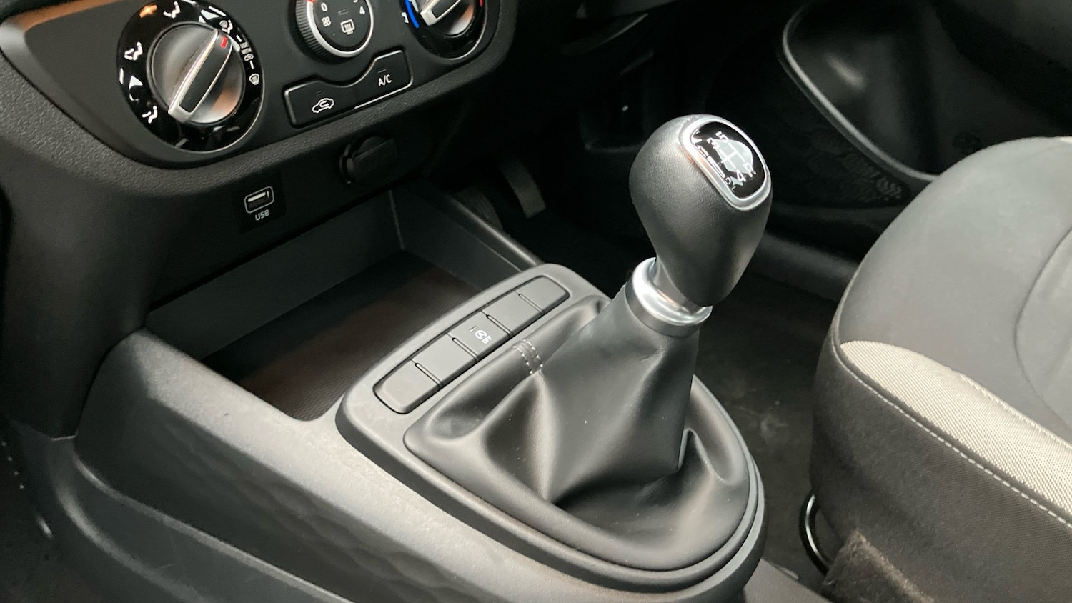 Used Hyundai i10 2021 for sale - 76578484: Photo 13