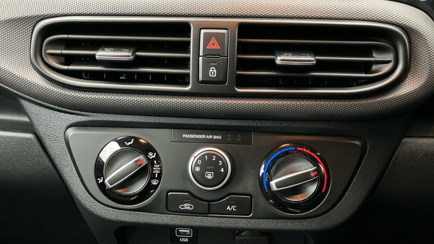 Used Hyundai i10 2021 for sale - 76578484: Photo 38