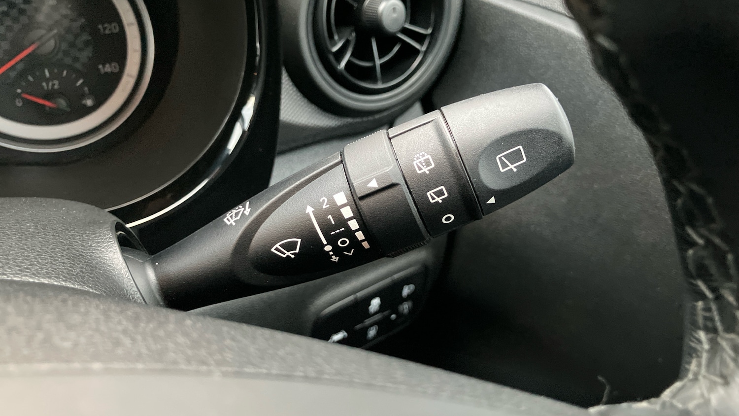 Used Hyundai i10 2021 for sale - 76578484: Photo 40