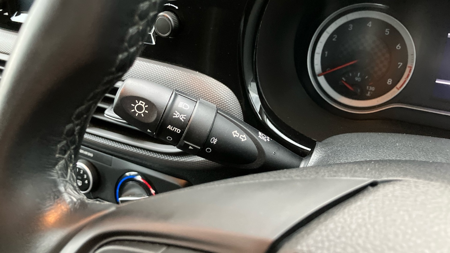 Used Hyundai i10 2021 for sale - 76578484: Photo 41