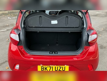 Used Hyundai i10 2021 for sale - 76578484: Photo