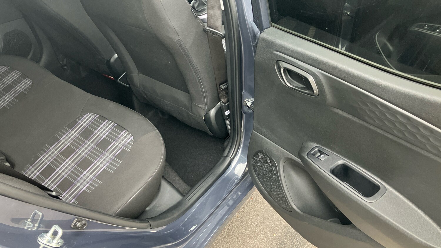 Used Hyundai i10 2024 for sale - 76161839: Photo 28