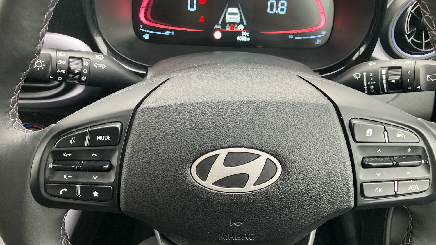 Used Hyundai i10 2024 for sale - 76161839: Photo 34