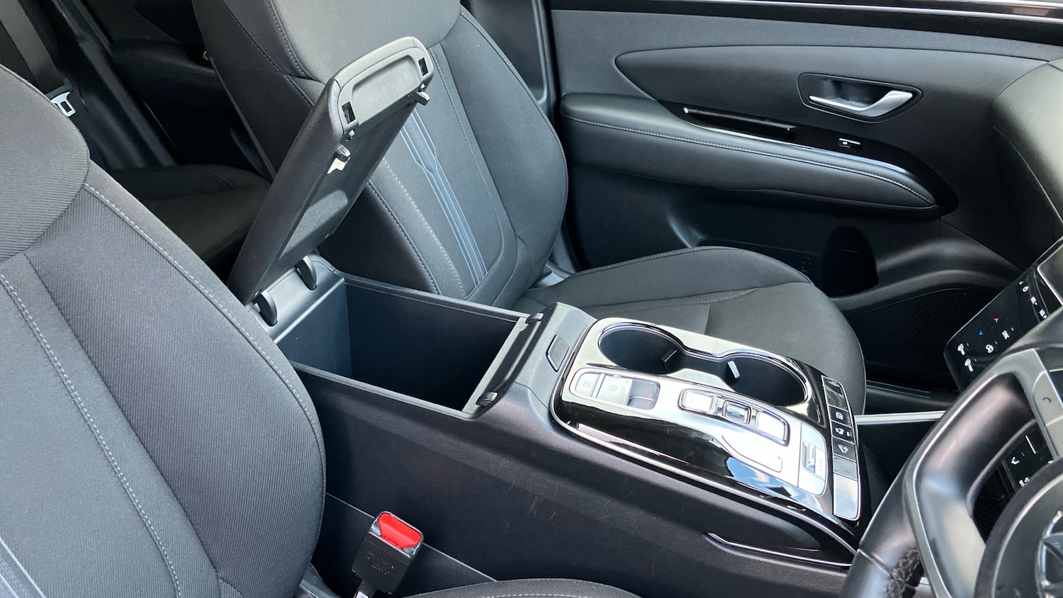 Used Hyundai TUCSON 2022 for sale - 76983856: Photo 42