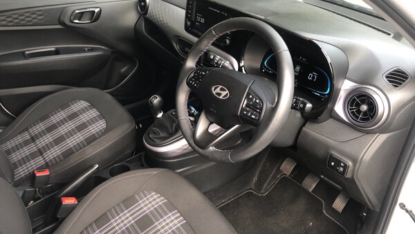 Used Hyundai i10 2024 for sale - 76115703: Photo 11