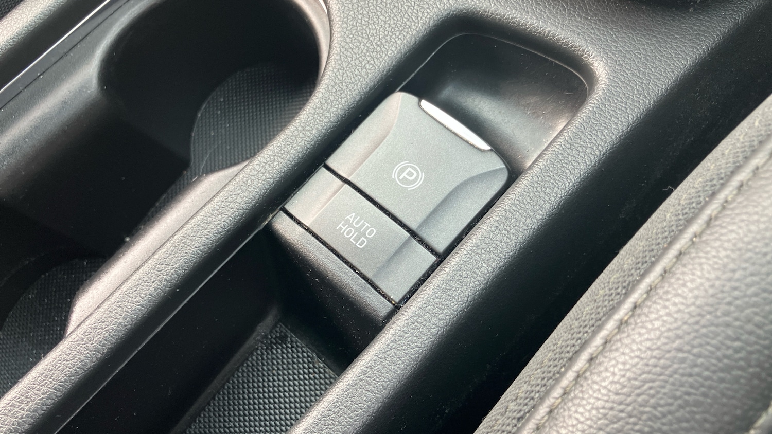 Used Hyundai KONA 2022 for sale - 76193802: Photo 31