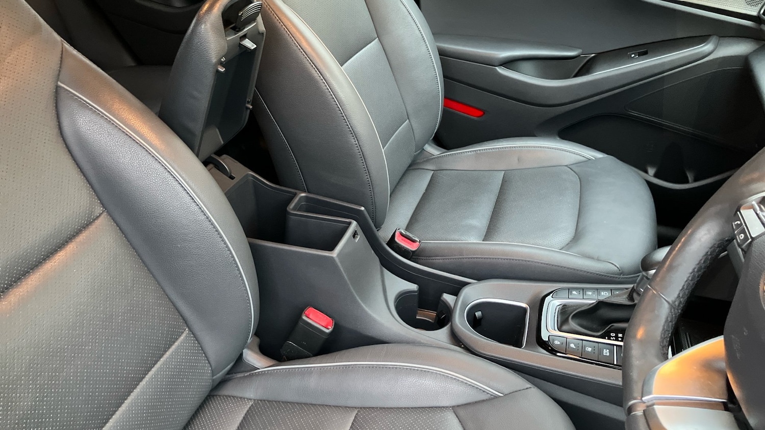 Used Hyundai IONIQ 2021 for sale - 76894358: Photo 39