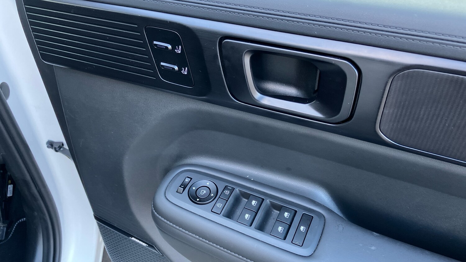 Used Hyundai Santa Fe 2025 for sale - 76784821: Photo 40