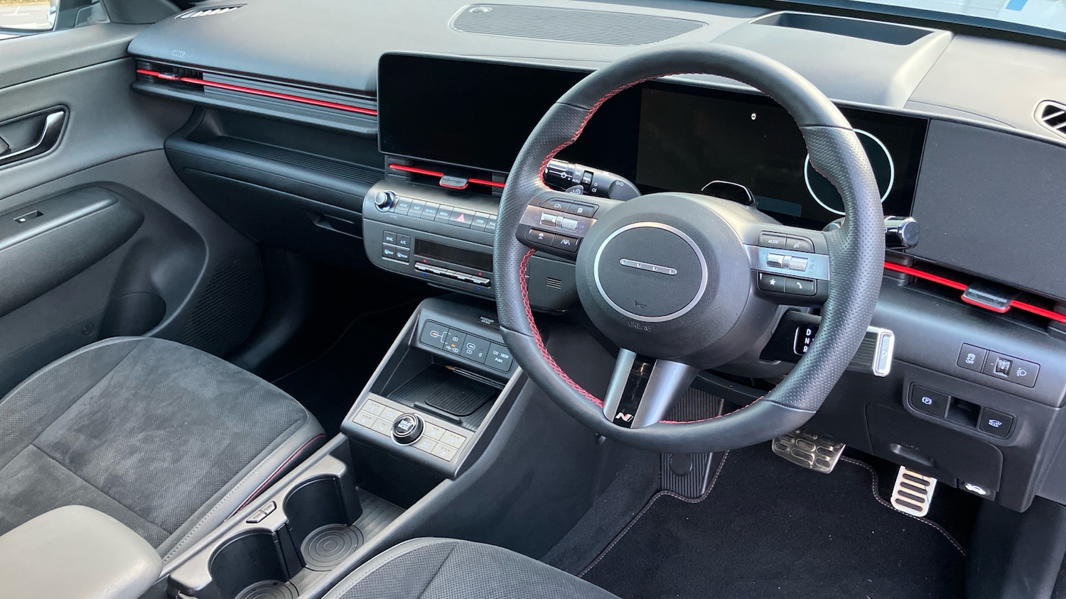 Used Hyundai KONA 2025 for sale - 77094945: Photo 11