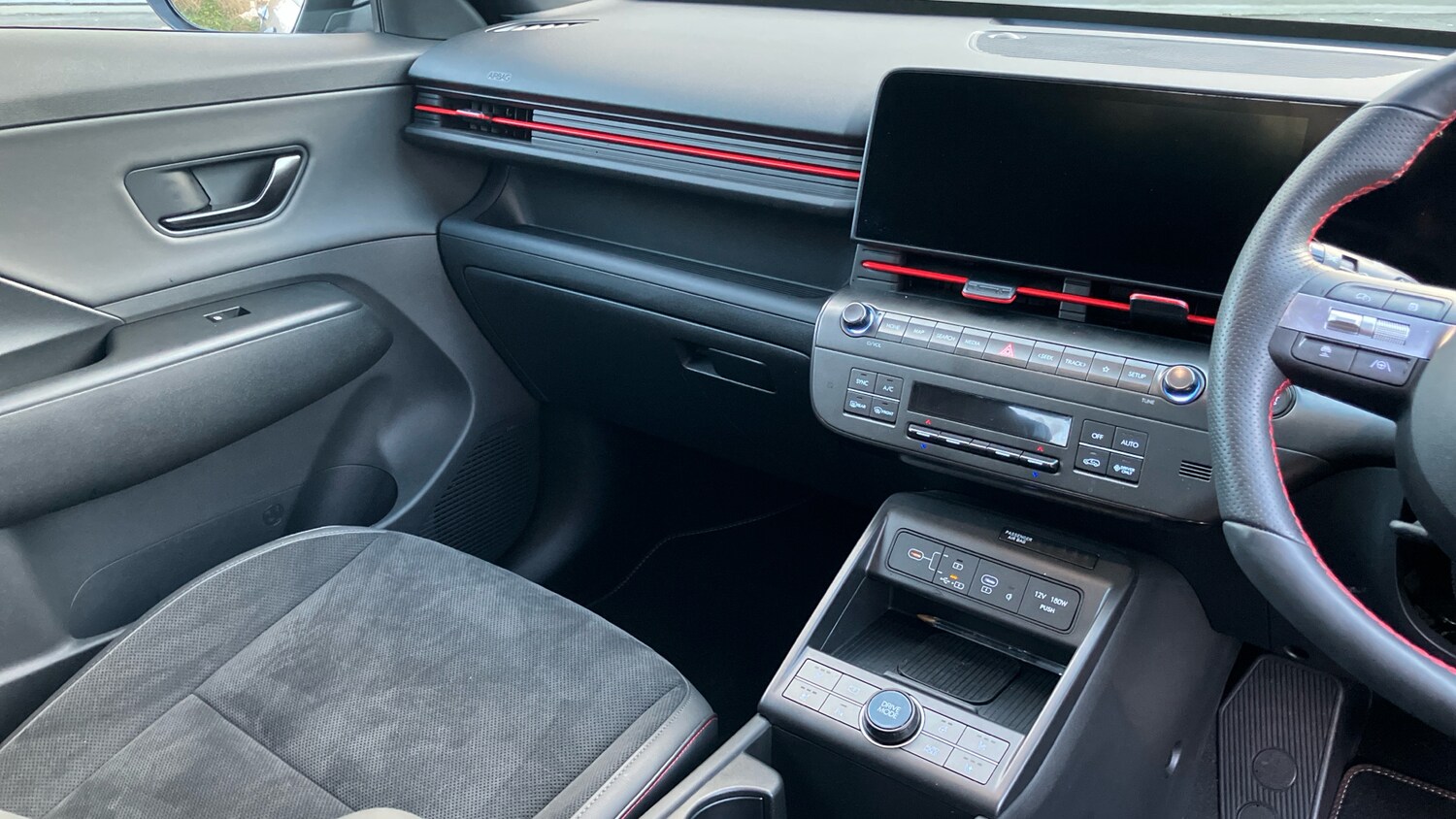 Used Hyundai KONA 2025 for sale - 77094945: Photo 14