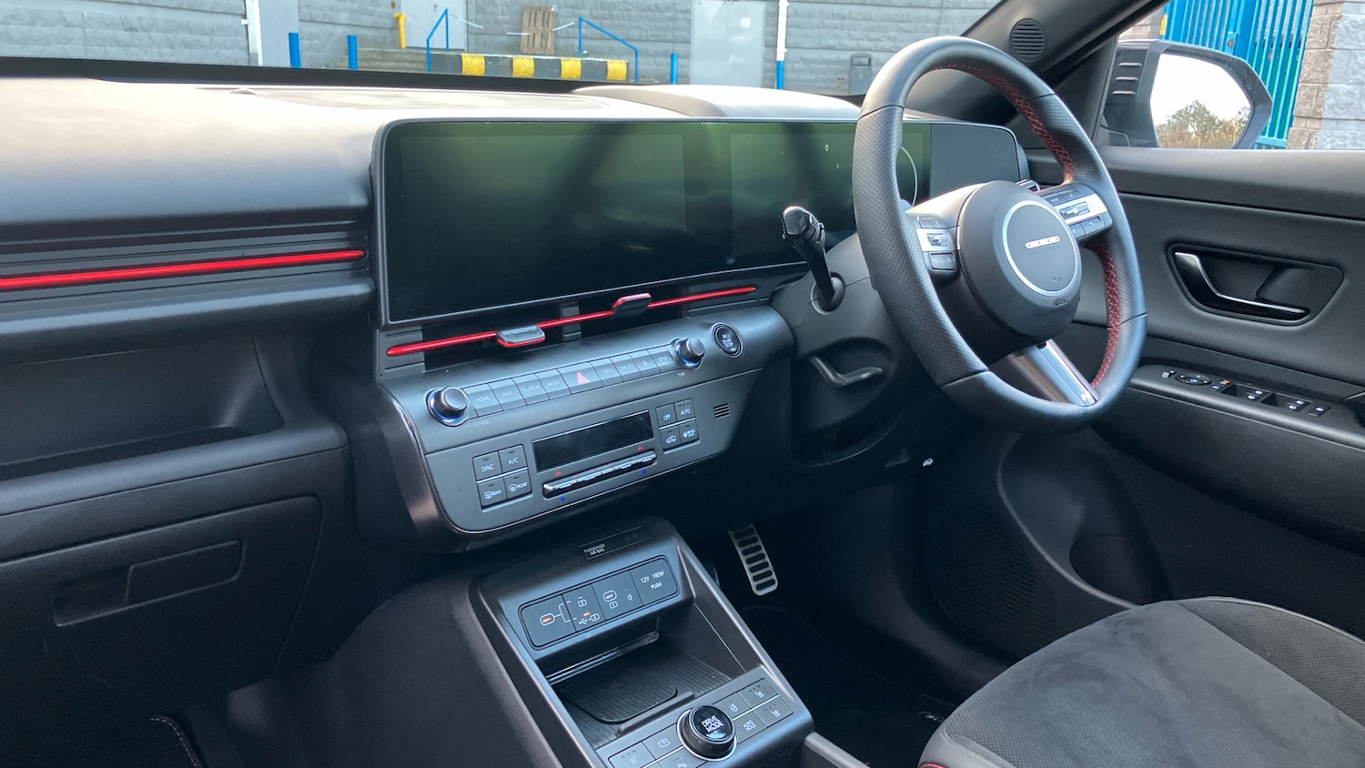 Used Hyundai KONA 2025 for sale - 77094945: Photo 9