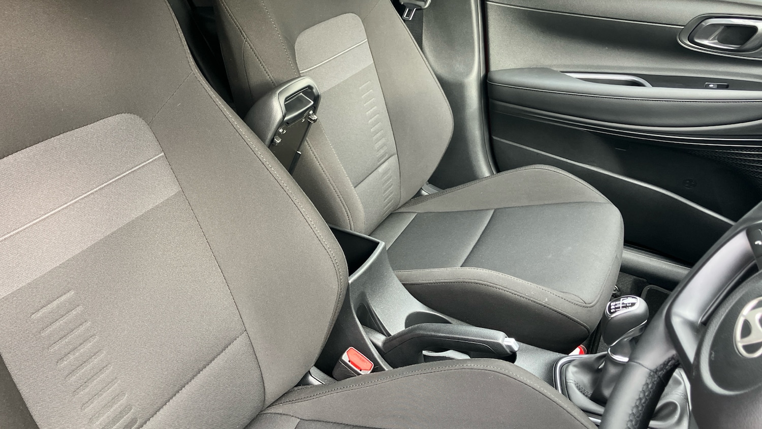 Used Hyundai BAYON 2025 for sale - 77933899: Photo 41