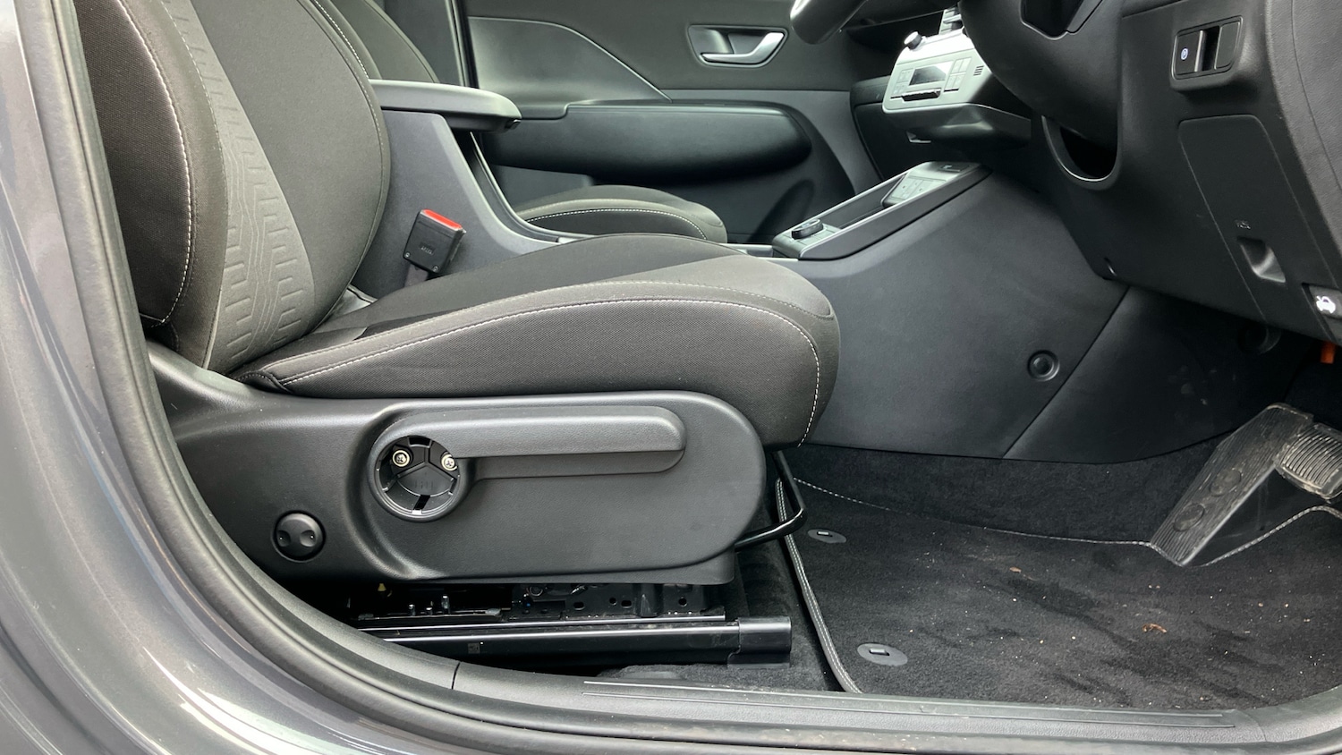 Used Hyundai KONA 2025 for sale - 77069237: Photo 36