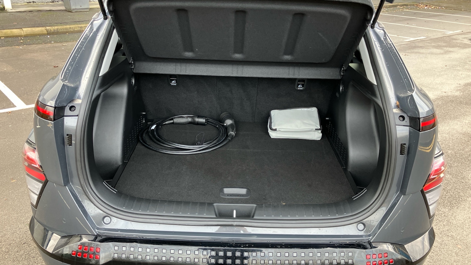 Used Hyundai KONA 2025 for sale - 77069237: Photo 4