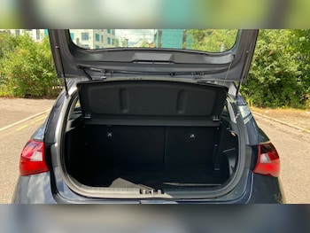 Used Hyundai i20 2023 for sale - 78820400: Photo