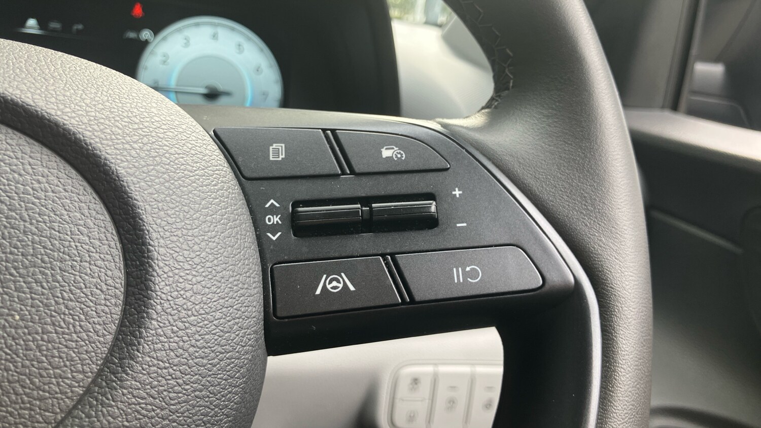 Used Hyundai BAYON 2024 for sale - 76102802: Photo 24