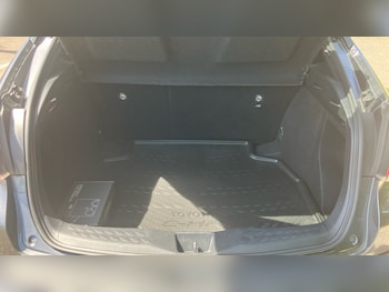 Used Toyota C-HR 2019 for sale - 78820408: Photo