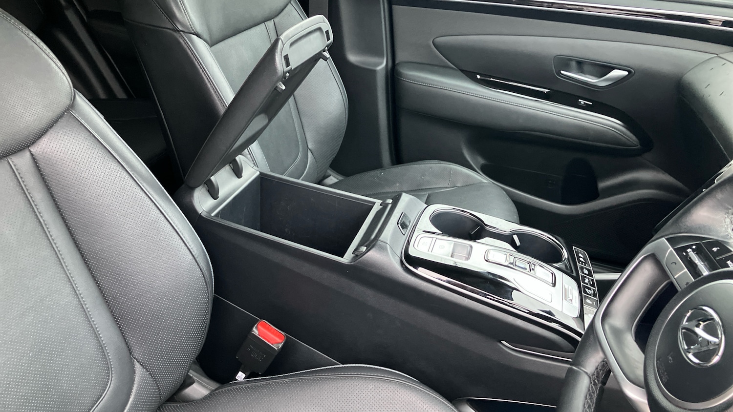 Used Hyundai TUCSON 2022 for sale - 76858674: Photo 41