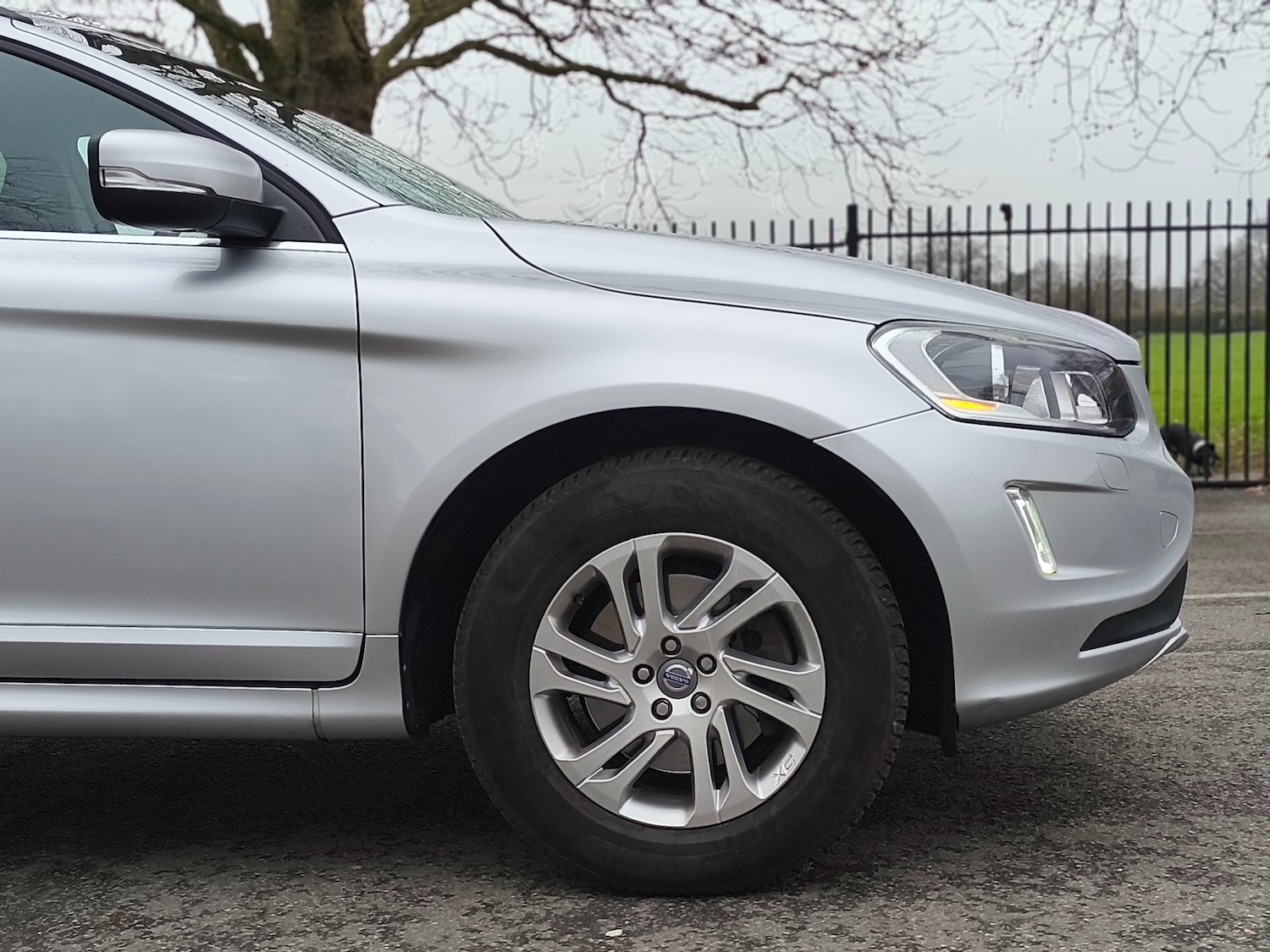 Used Volvo XC60 2015 for sale - 77640648: Photo 14