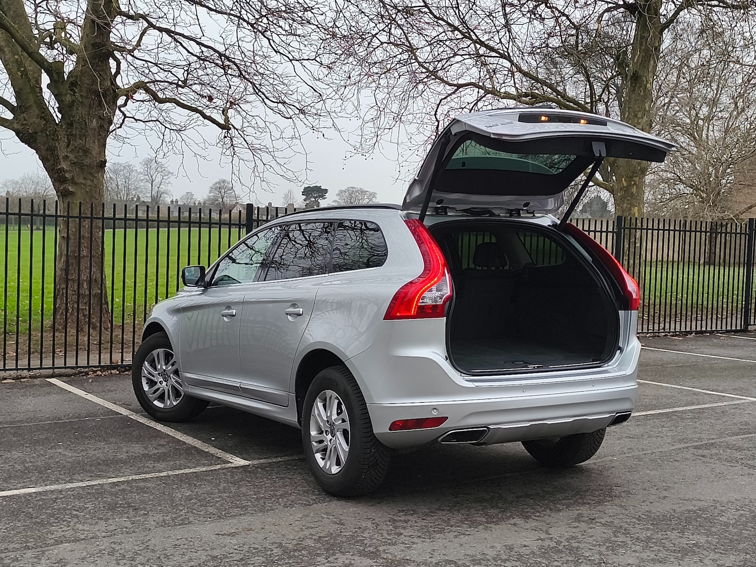 Used Volvo XC60 2015 for sale - 77640648: Photo 17