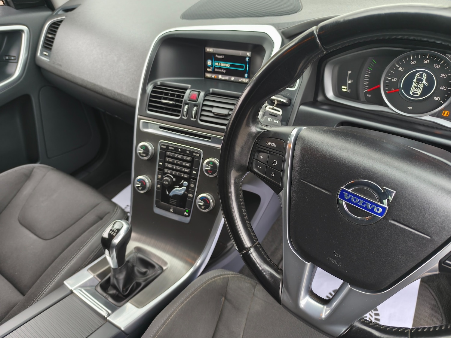 Used Volvo XC60 2015 for sale - 77640648: Photo 20