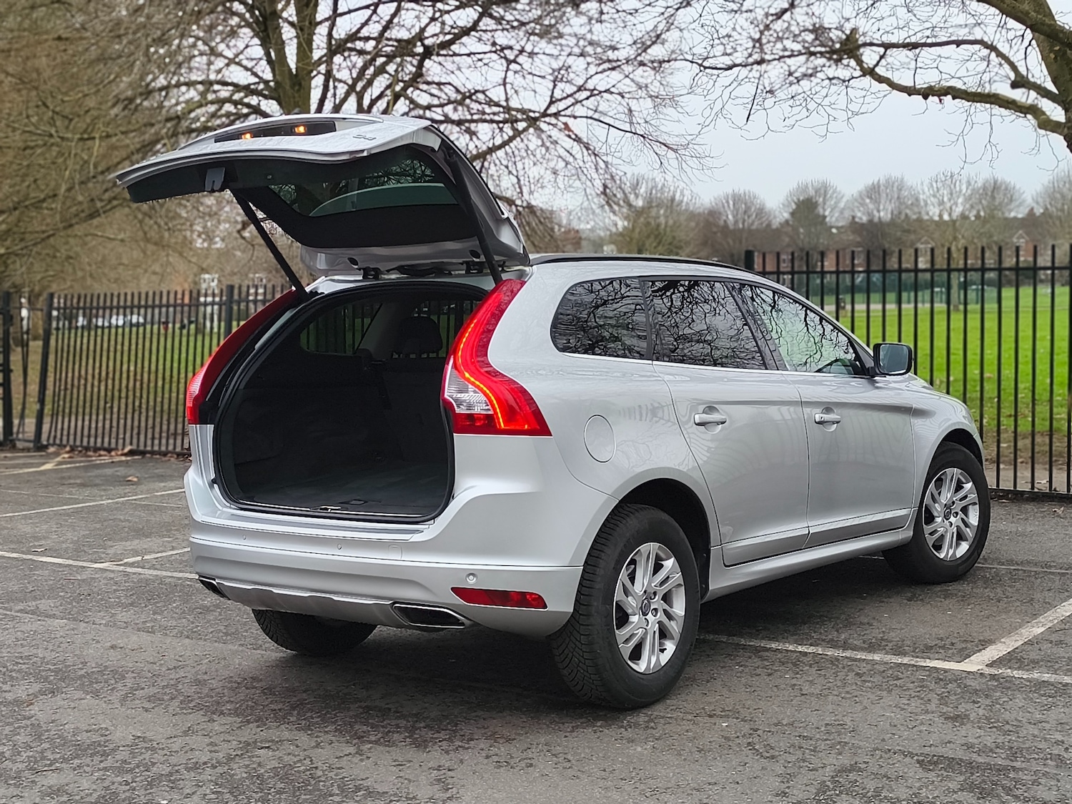 Used Volvo XC60 2015 for sale - 77640648: Photo 21