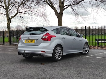 Used Ford Focus 2014 for sale - 77640400: Photo