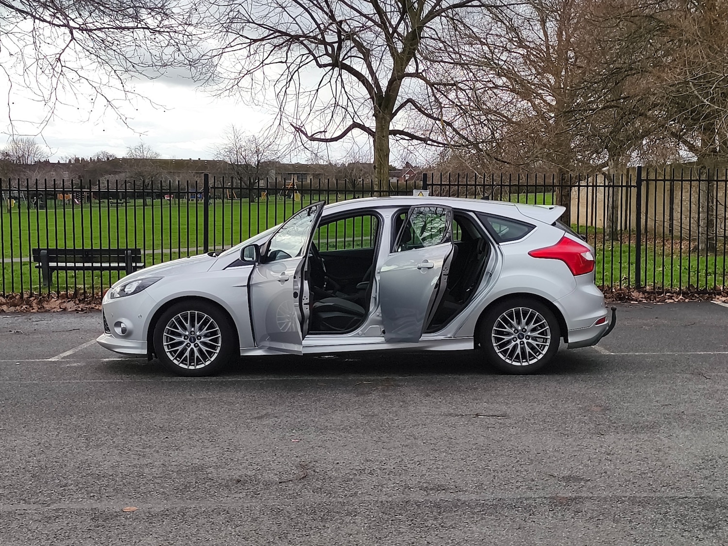 Used Ford Focus 2014 for sale - 77640400: Photo 8