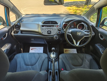 Used Honda Jazz 2009 for sale - 79527228: Photo