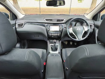 Used Nissan Qashqai 2016 for sale - 79380830: Photo