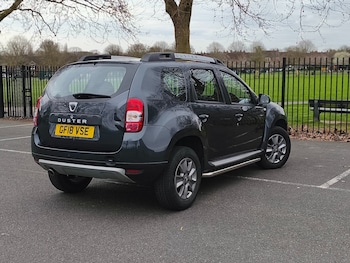Used Dacia Duster 2018 for sale - 78061074: Photo
