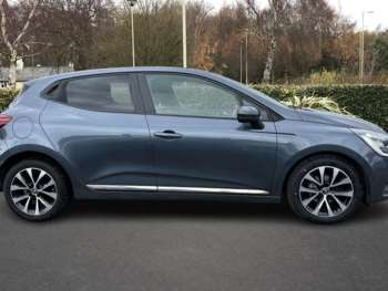 Used Renault Clio 2020 for sale - 74850124: Photo