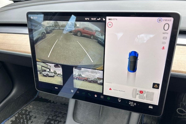 Used Tesla Model 3 2021 for sale - 76247297: Photo 15