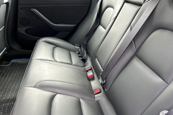 Used Tesla Model 3 2021 for sale - 76247297: Photo 9