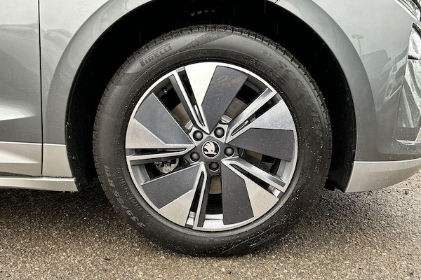 Used Skoda Enyaq 2025 for sale - 76247800: Photo 5
