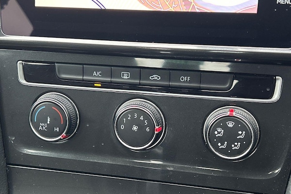Used Volkswagen Golf 2018 for sale - 75927781: Photo 17