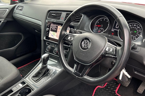 Used Volkswagen Golf 2018 for sale - 75927781: Photo 6
