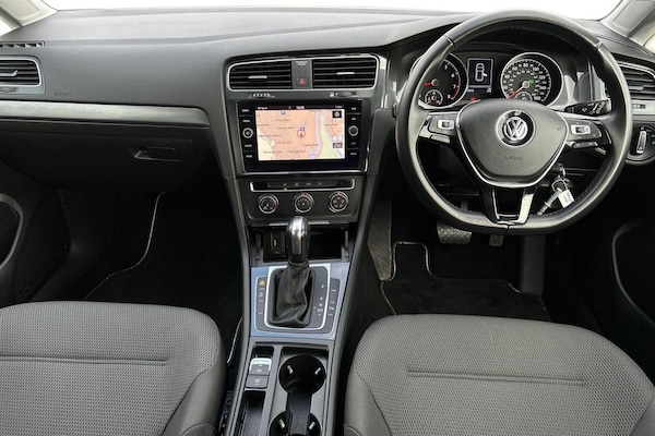 Used Volkswagen Golf 2019 for sale - 76247309: Photo 10