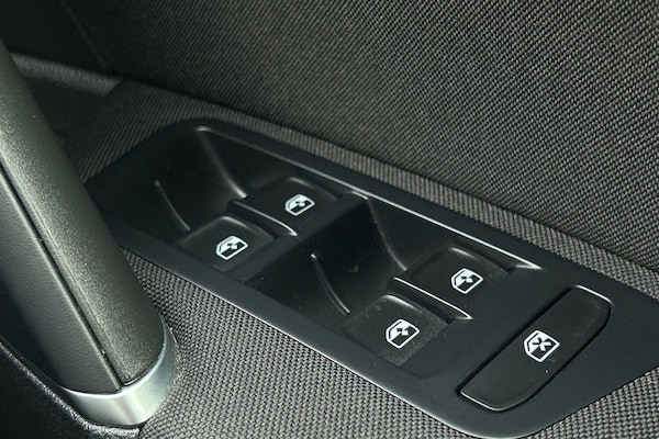 Used Volkswagen Golf 2019 for sale - 76247309: Photo 22