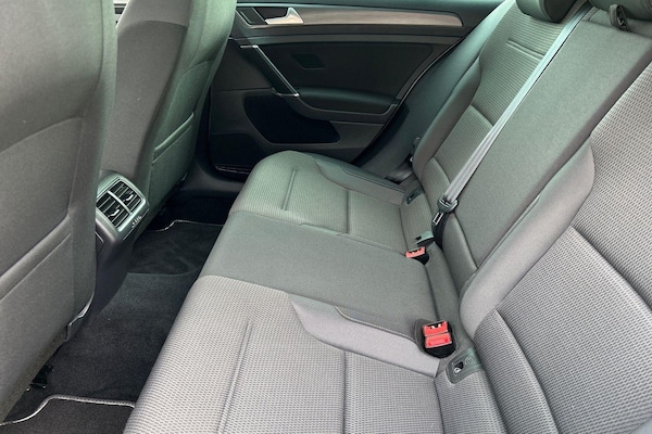 Used Volkswagen Golf 2019 for sale - 76247309: Photo 9