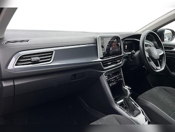 Used Volkswagen T-Roc 2022 for sale - 76001604: Photo 2