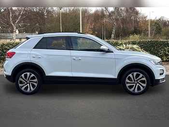 Used Volkswagen T-Roc 2022 for sale - 76073243: Photo 4