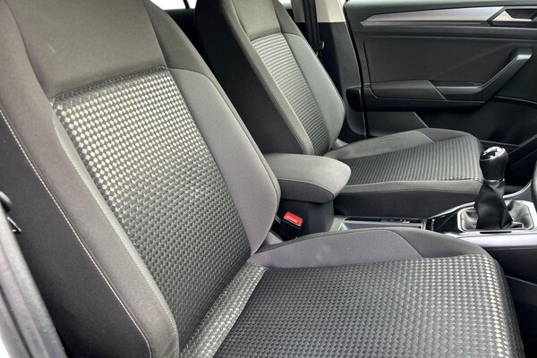 Used Volkswagen T-Roc 2022 for sale - 76073243: Photo 9
