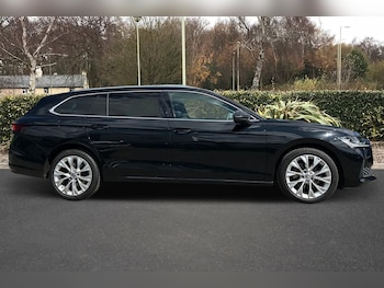 Used Skoda Superb 2024 for sale - 75645528: Photo