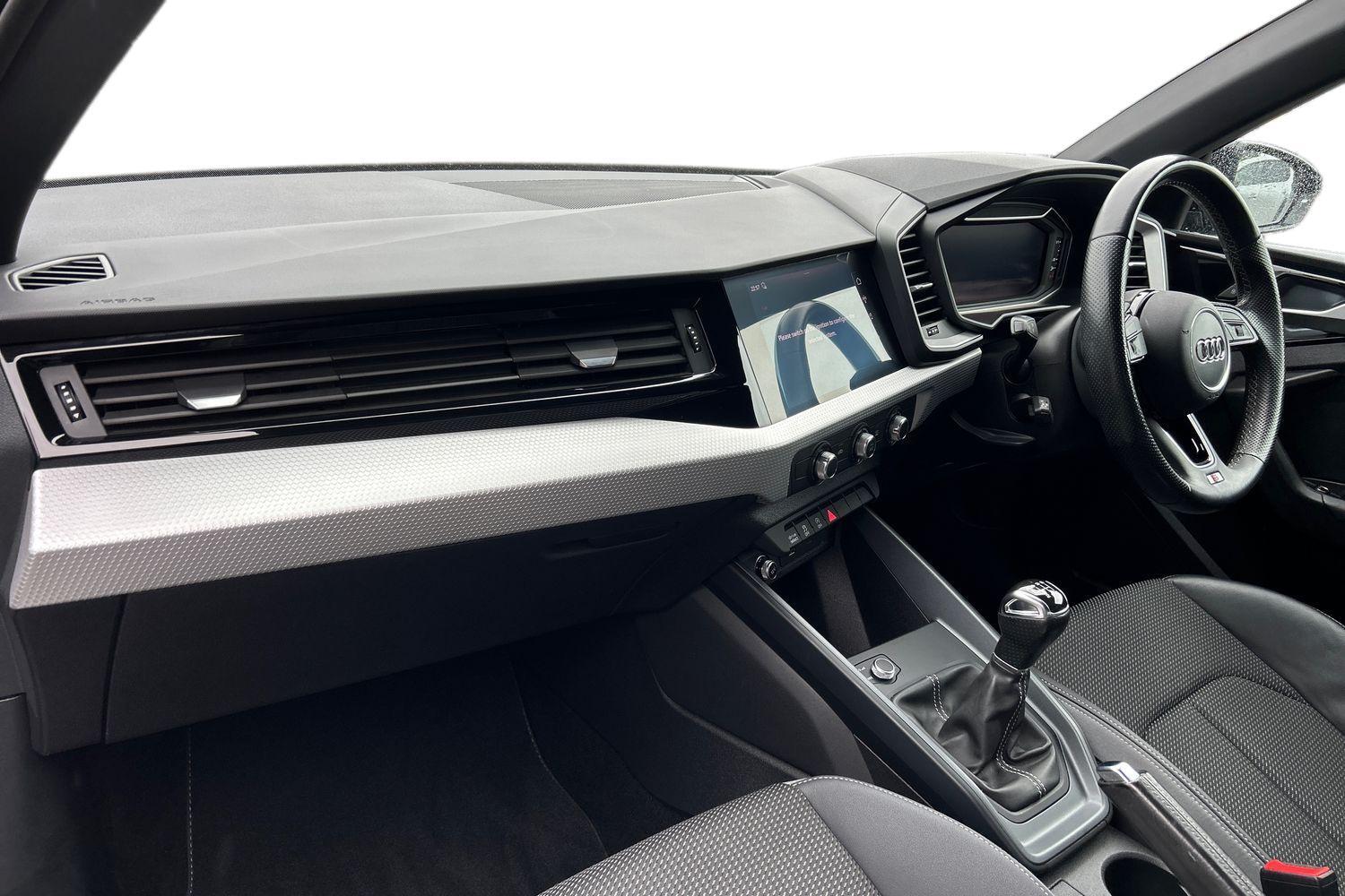 Used Audi A1 2021 for sale - 76031421: Photo 2