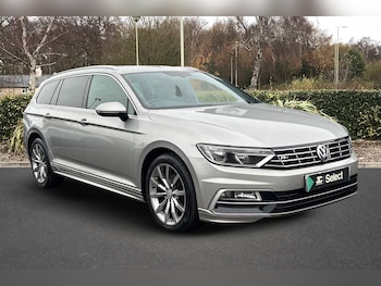 Used Volkswagen Passat 2015 for sale - 76013434: Photo