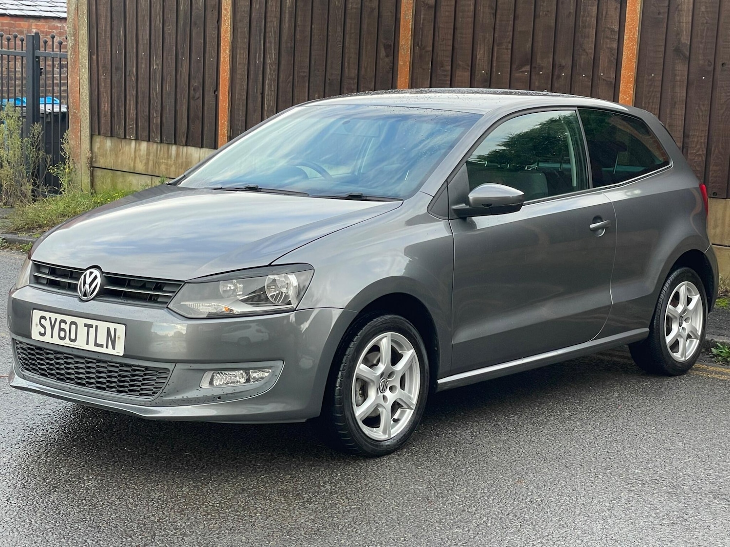Used Volkswagen Polo 2010 for sale - 76215052: Photo 10