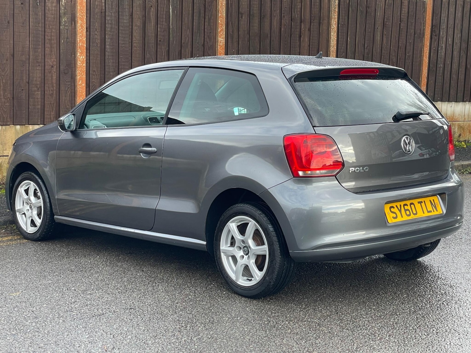 Used Volkswagen Polo 2010 for sale - 76215052: Photo 11