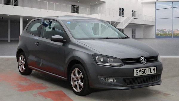 Used Volkswagen Polo 2010 for sale - 76215052: Photo 1